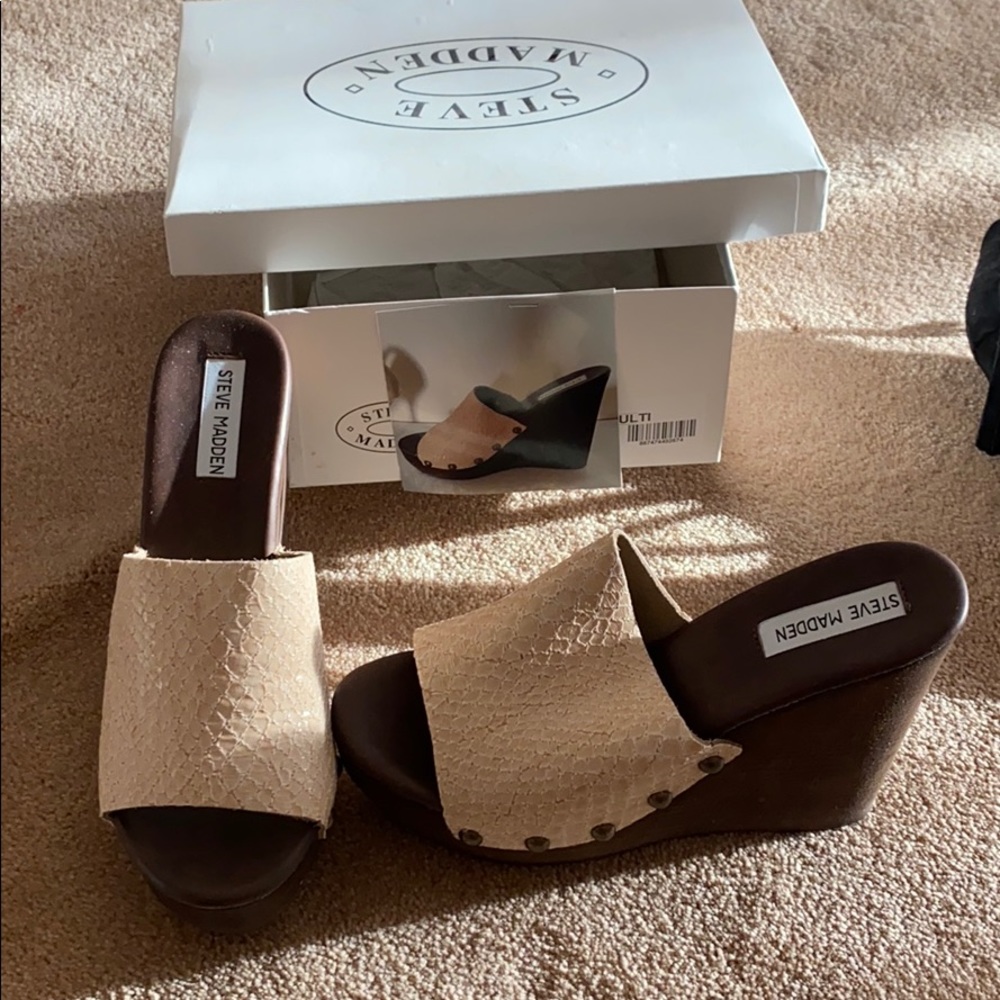 Steve Madden wooden platform heels